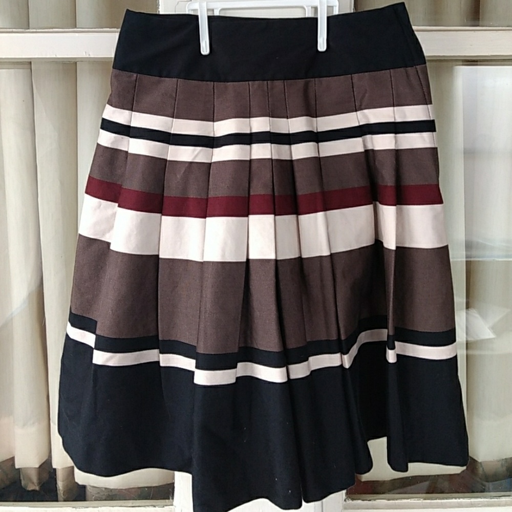 Pleated skirt